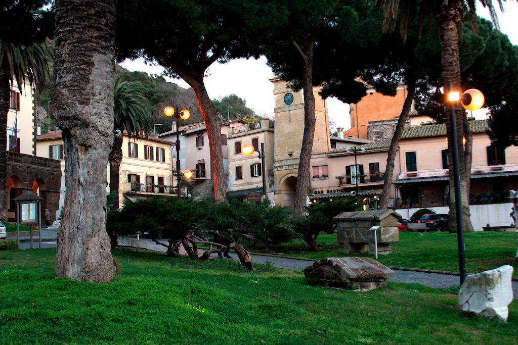 Relax In Piazzetta Casa E Appartamento Per Vacanze Trevignano Romano Exterior photo