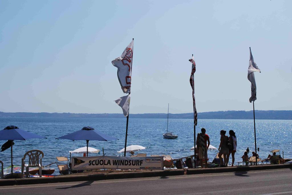 Relax In Piazzetta Casa E Appartamento Per Vacanze Trevignano Romano Exterior photo